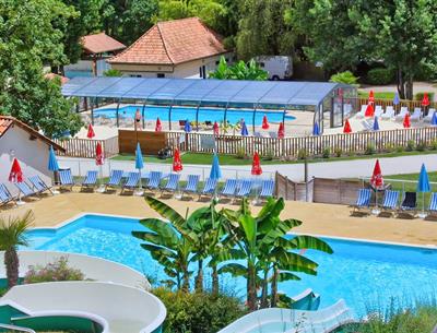 Aquatique parc in Dordogne at la Pelonie Campsite