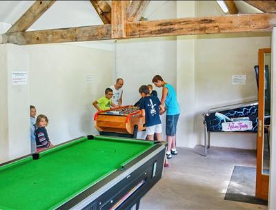 Games room - Camping La Pélonie Dordogne near Lascaux and Sarlat